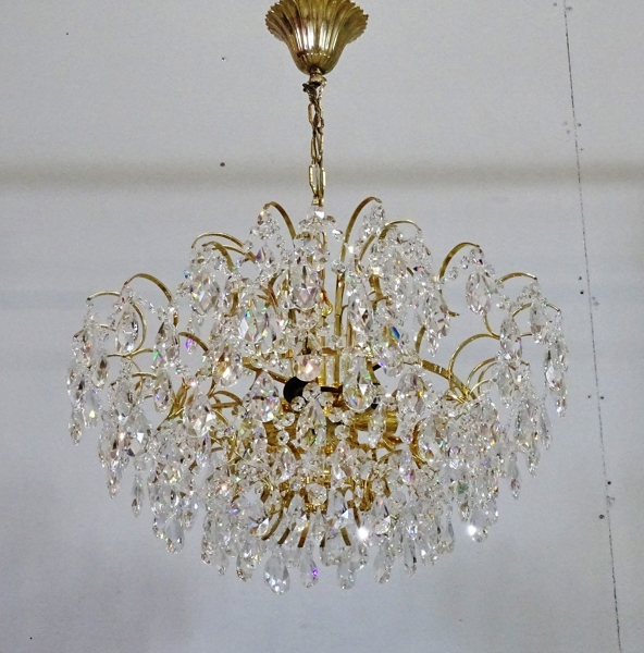 Kristallampa, modern