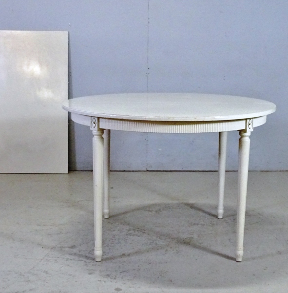 Runt bord, Gustaviansk stil