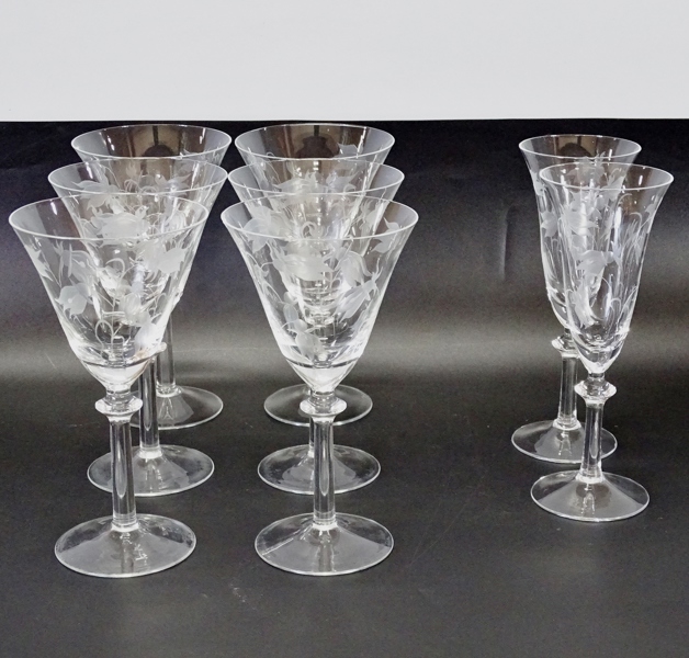 6 st. vinglas samt 2 st. champagneglas "Blåklocka" för DUKA