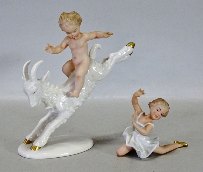 2 st. figuriner "Barn" Wallendorf, Tyskland, 1900-tal
