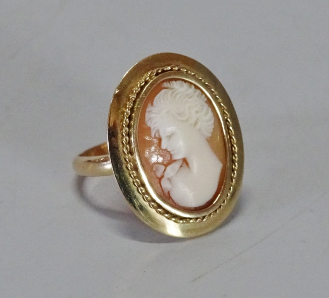 Ring, Camé, guld 18K, 1900-tal