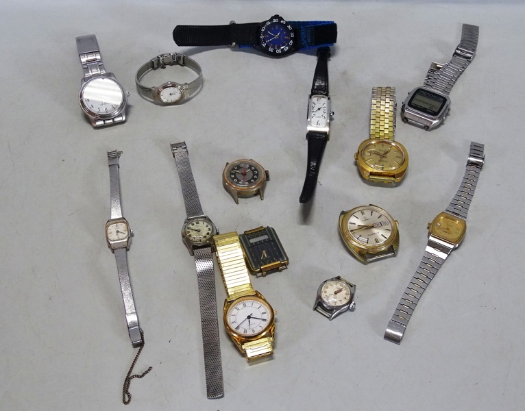 Parti klockor, varierande fabrikat och design