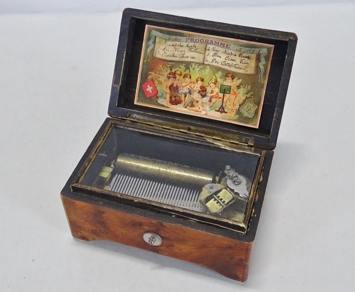 Speldosa, 1900-talets första hälft