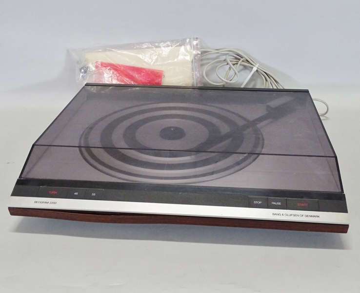 Vinylspelare, Bang & Olufsen, Danmark, Beogram 2200