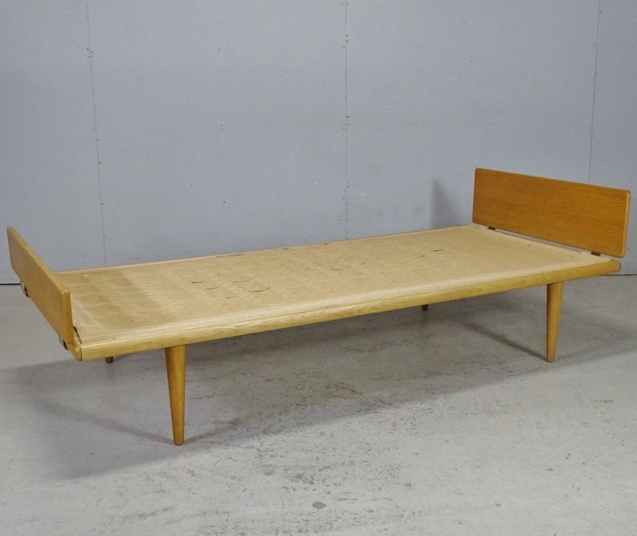 Säng, Triva, NK´s verkstäder, Sverige, 1900-talets mitt