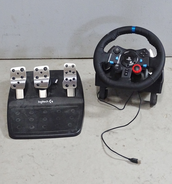 Kontroller för bilspel, Logitech för Play Station