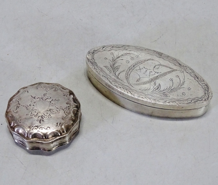 2 st. silverdosor, 1900-talets första hälft