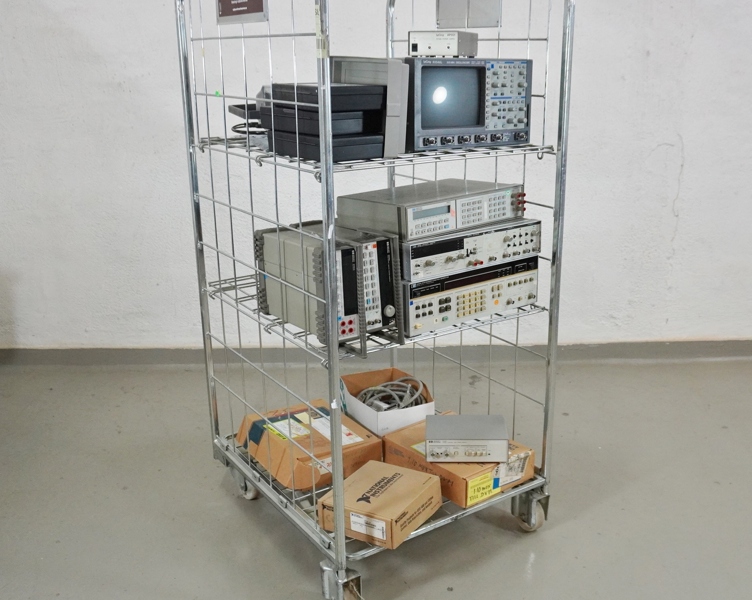 Parti mätutrustning m.m., olika fabrikat